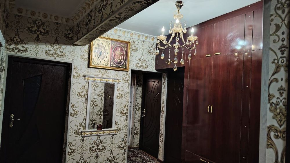 Продам  квартиру  сергели  5 4/1/9