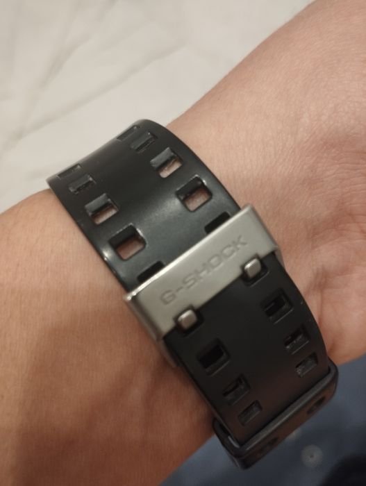 Продам часы G-shock