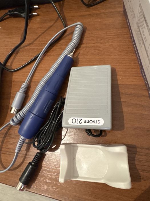 Продам маникюрный аппарат strong 210