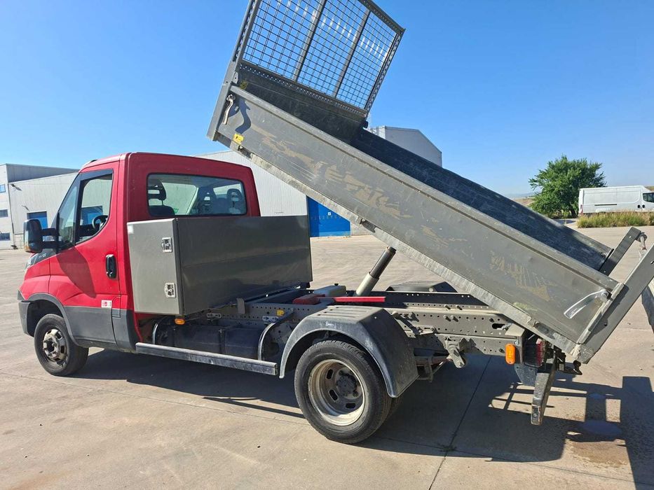 Iveco Daily basculabil