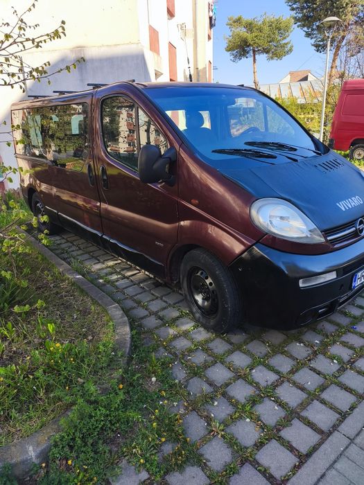Opel Vivaro 8+1 lung