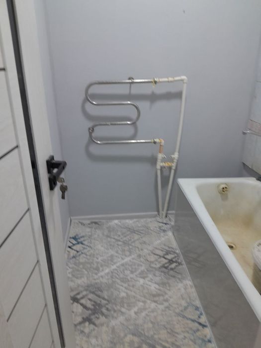 Чилонзор 17 кв  2/1/4  58 квадрат зеркалка Нахтга