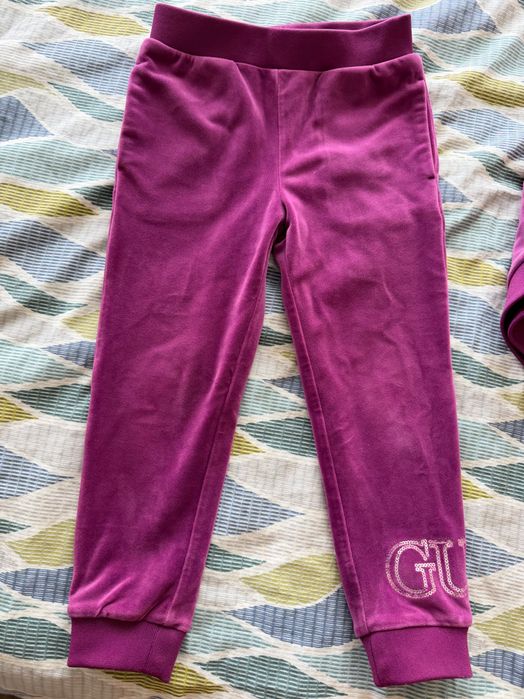 Спортен екип  guess