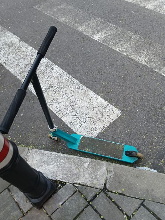 vând trotinetă de scheme