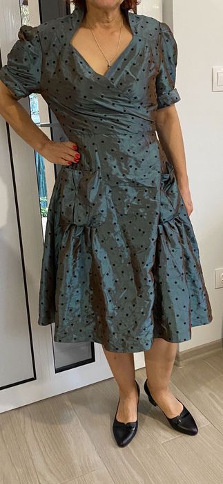 Рокля, тип Прегърни ме!!