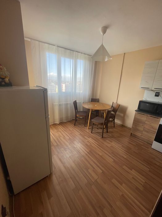 Отдавам обзаведен апартамент под наем в гр.Перник - Център