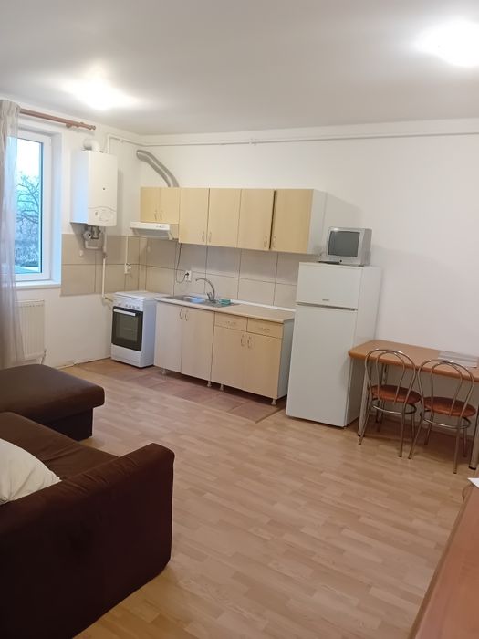 Închiriez apartament o cameră