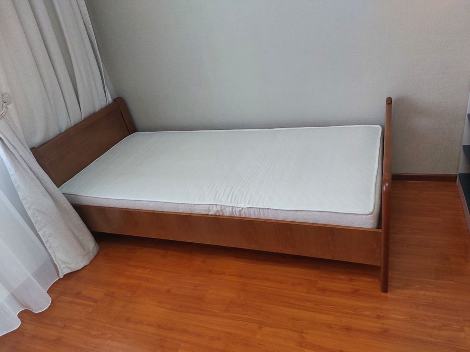 Продам матрас 2м на 0,9м