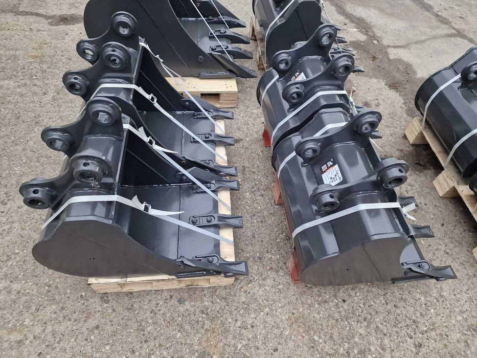 Cupa excavat 300 mm, 400 mm , 600 mm Caterpillar 428F2