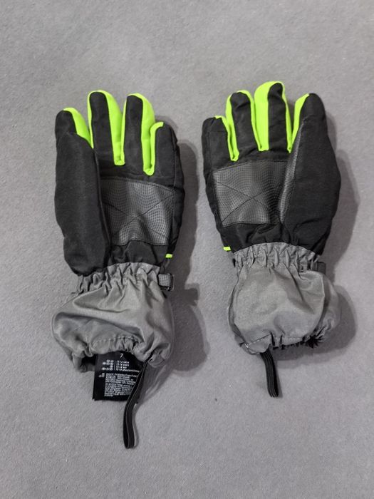 Детско ски яке "Brunotti" ,ски панталон и  ръкавици