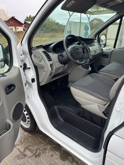 Opel Vivaro 2.0 Diesel 115CP Euro 5