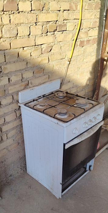 Gaz plitasi sotiladi