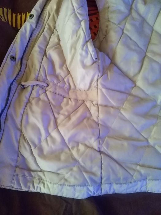 Дамска грейка бежава