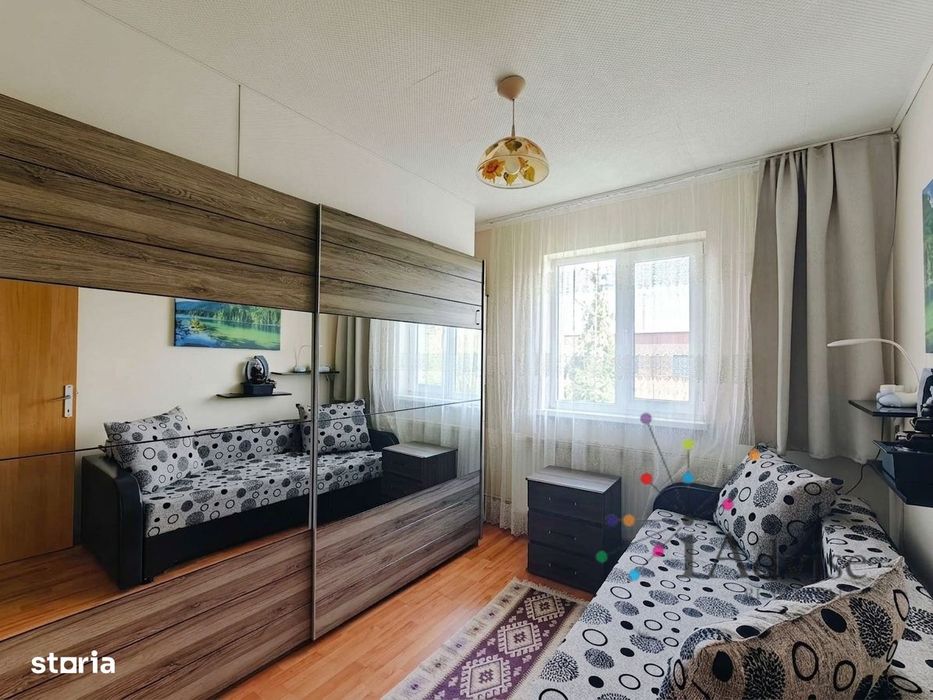 Apartament 3 camere | Cartierul Florilor | 41 mp | Etaj 4/4 | Parcare — fotografia 1