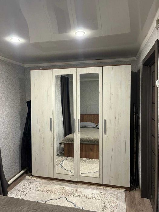 Продам просторный дом для большой семьи.