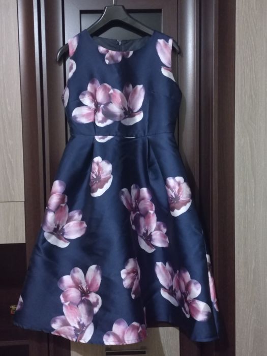 Rochie de seară,  elegantă,  imprimeu deosebit.