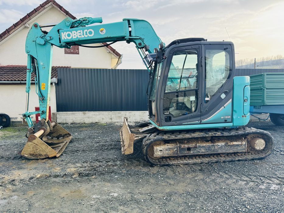 Excavator Kobelco SK 75 SR 9 tone An 2014 recent adus
