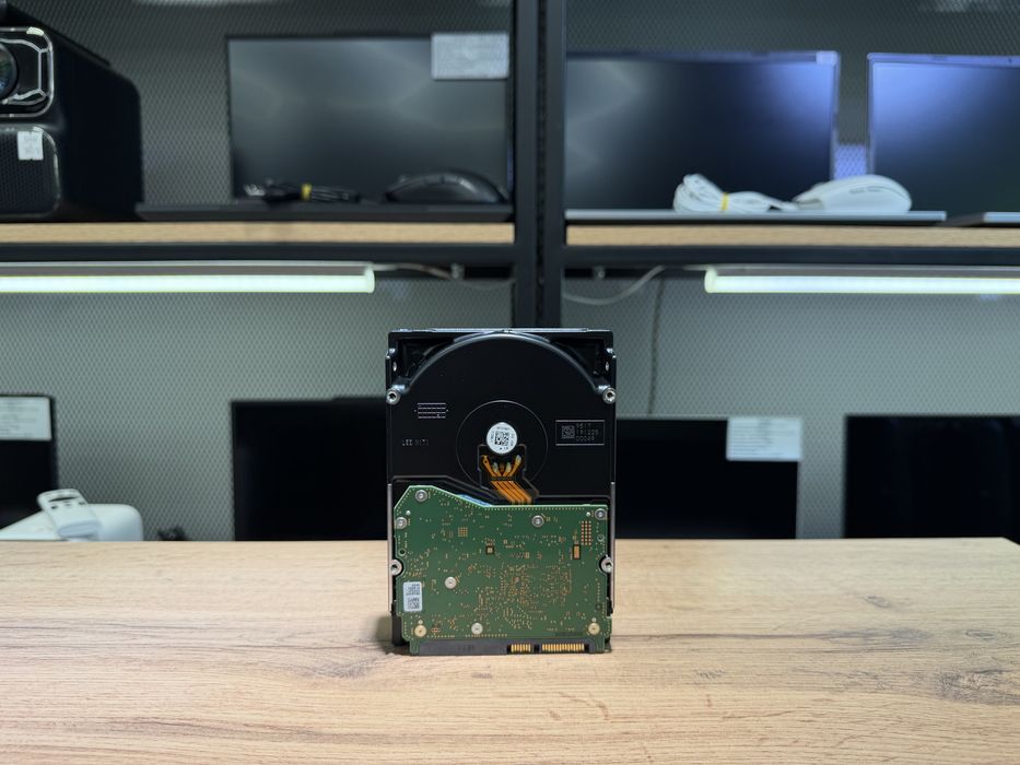 Новый жесткий диск HDD 14 TB, 2041/A10