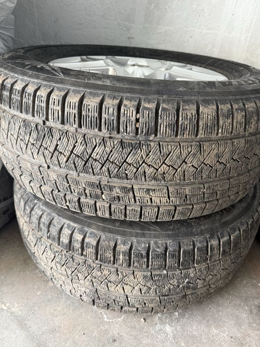 Шины на Lexus с лисками, Triangle