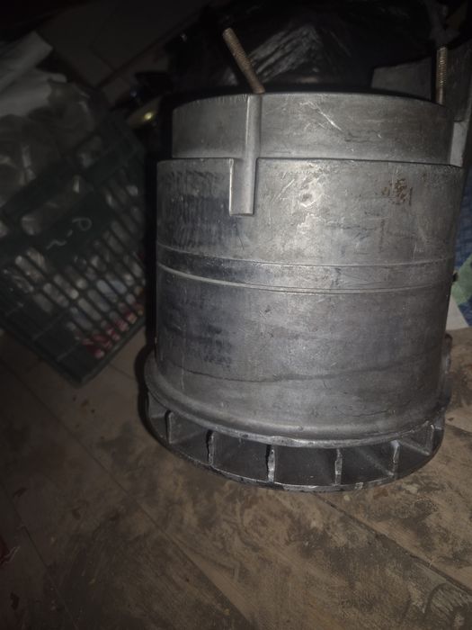 Генератор  динамик 24 vt