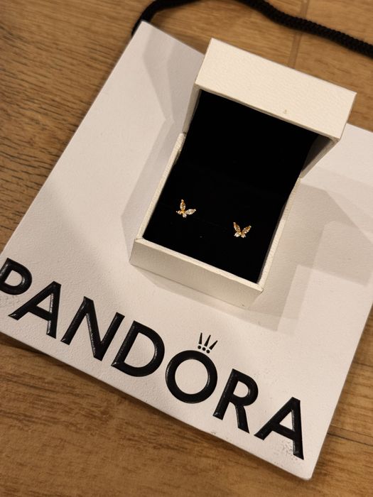 Пандора обеци Pandora