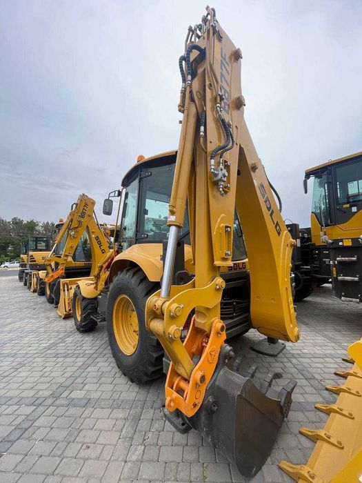 Эксковатор погрузчик ЧАЙОН SDLG 1-мой текин