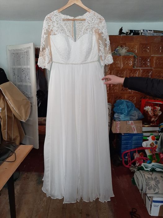 Rochie mireasa .