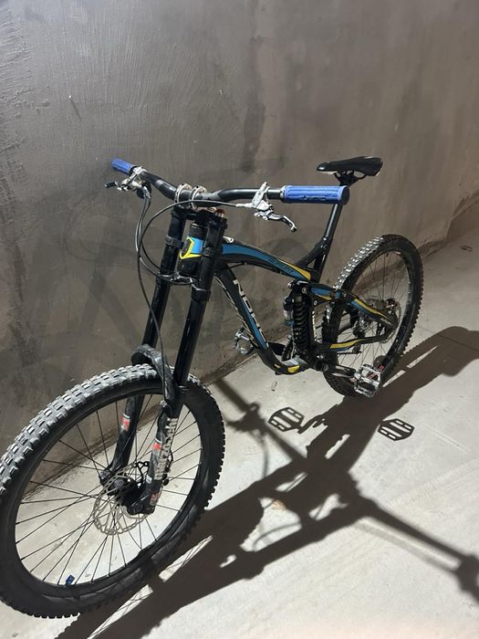 Norco Aurum DH 2013 – Downhill велосипед, Marzocchi, готов за каране