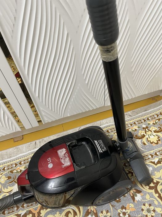 Продам пылесос..