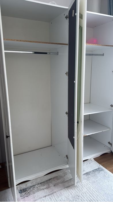 Шкаф 4-х дверный