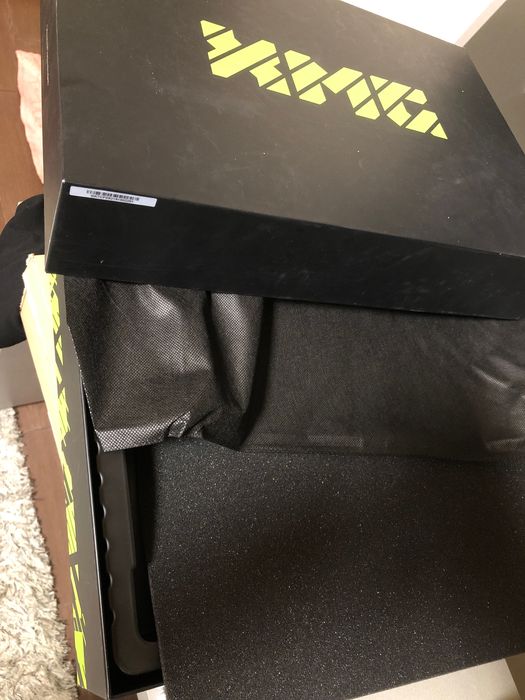 Спешно Gaming’slot’ laptop XMG NEO17” 144Hz