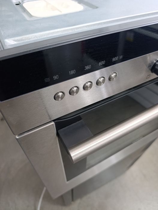 Фурна с микровълнува Siemens