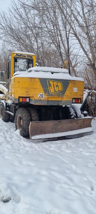 Продам экскаватор JCB JS 130W  1995 г