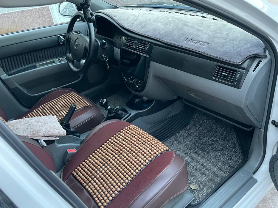 Lacceti.18 2010год