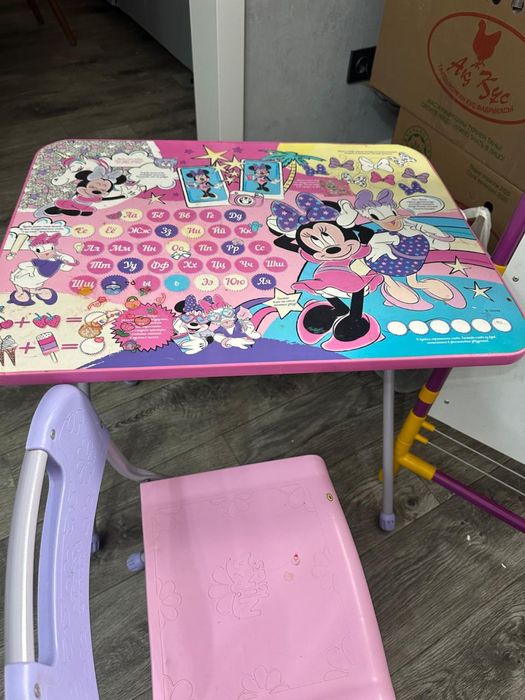 Продам детский стол и доску для рисования