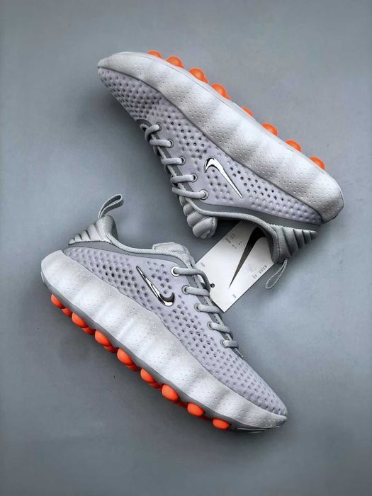 Нови мъжки маратонки Nike Air Mind 002 silver