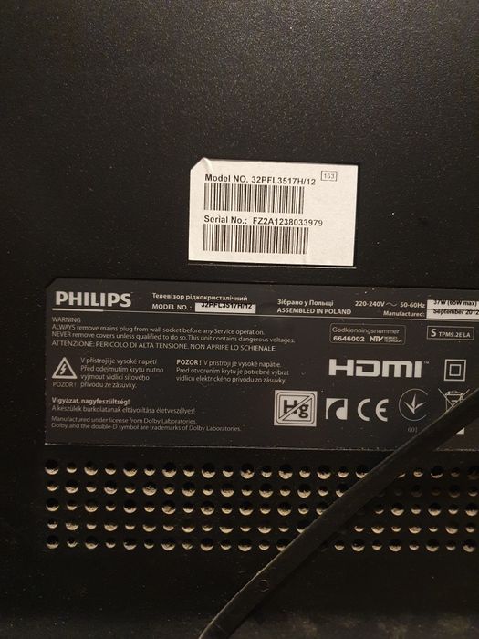 Tv philips 32 inch PFL3517H probleme display nu este spart