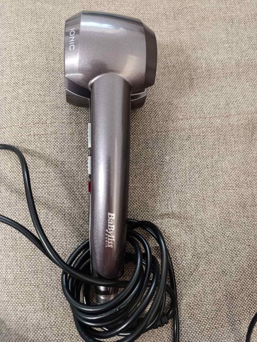 Маша за коса за къдрици