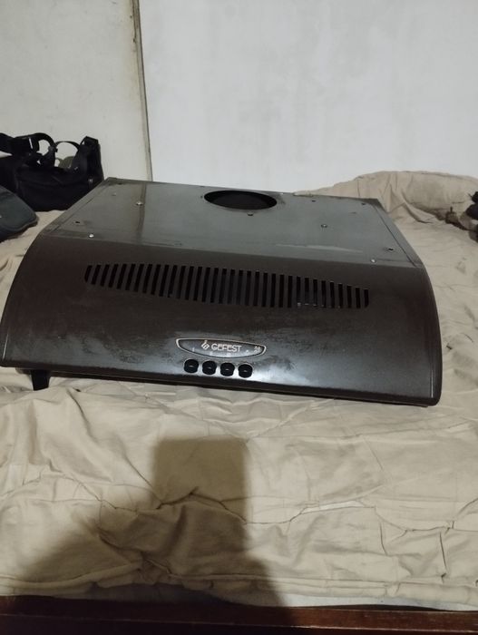 Кухонный вытяжка Гефест.