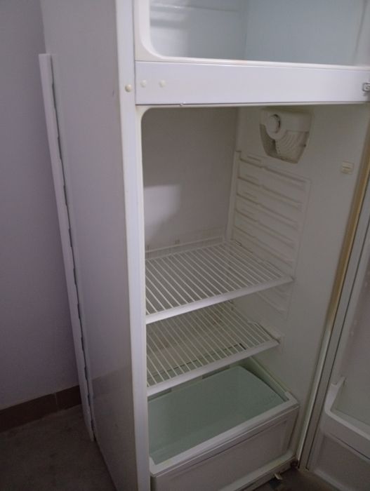 Frigider Indesit maxwell