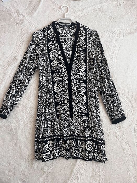 Продавам рокля Zara