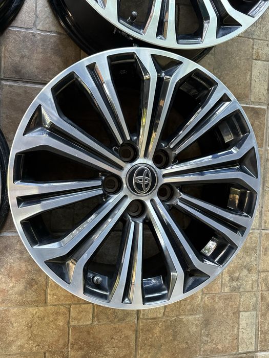 Оригинални джанти Toyota / Тойота 17" 5х114.3