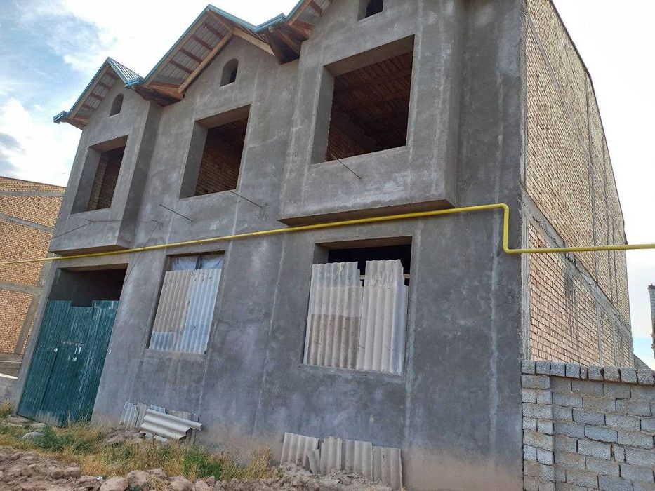 Дом-коробка трехэтажный