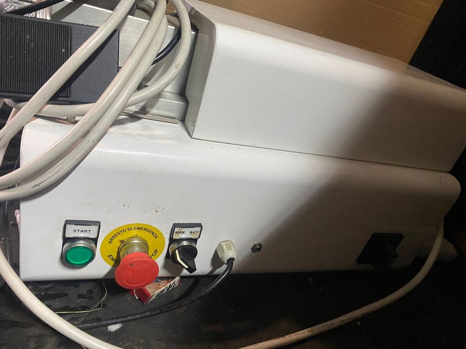 Продам дозатор для начинок.