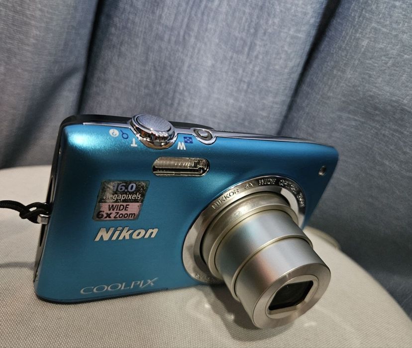 цифровой фотоаппарат Nikon