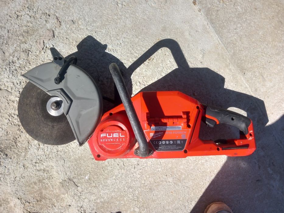 Drujba beton pe baterie milwaukee m18fcos 230