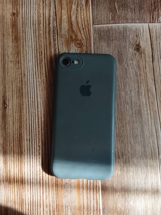 Айфон 8 64 гигов