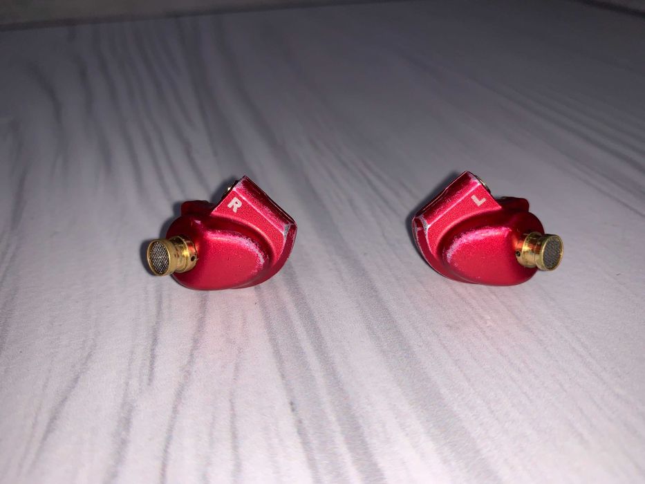 In-ear слушалки (IEMs) Acoustune HS1551 CU Red (Limited Edition)