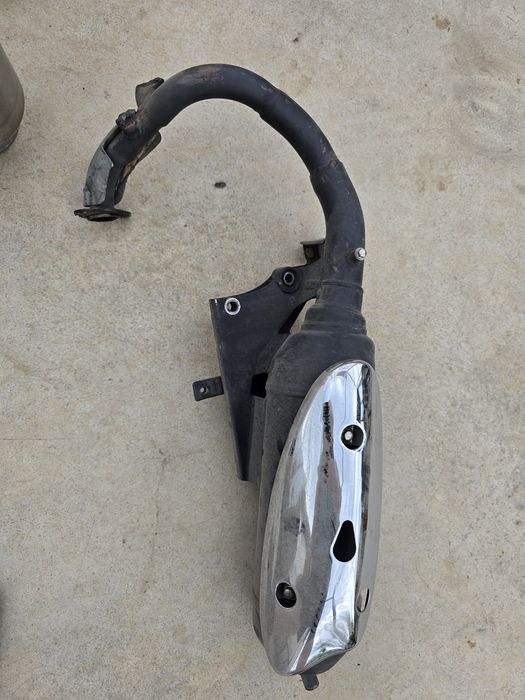 Tobe evacuare si galerie originale KTM LC4, LC8 si una scuter KYMCO