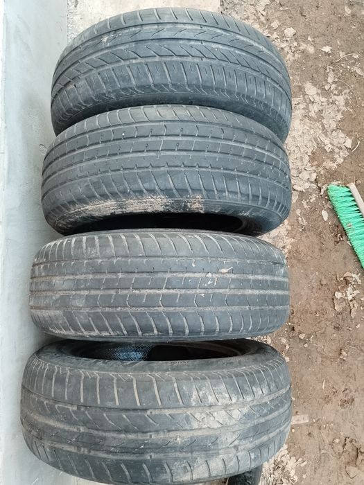 Авто шины 4 штуки